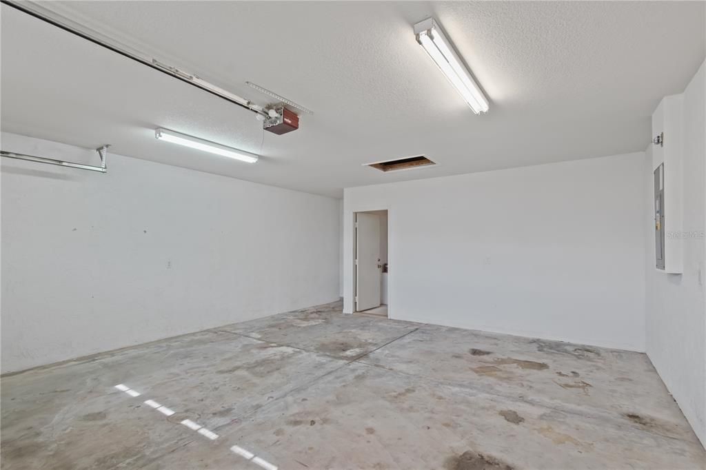 В аренду: $2,000 (3 спален, 2 ванн, 1777 Квадратных фут)