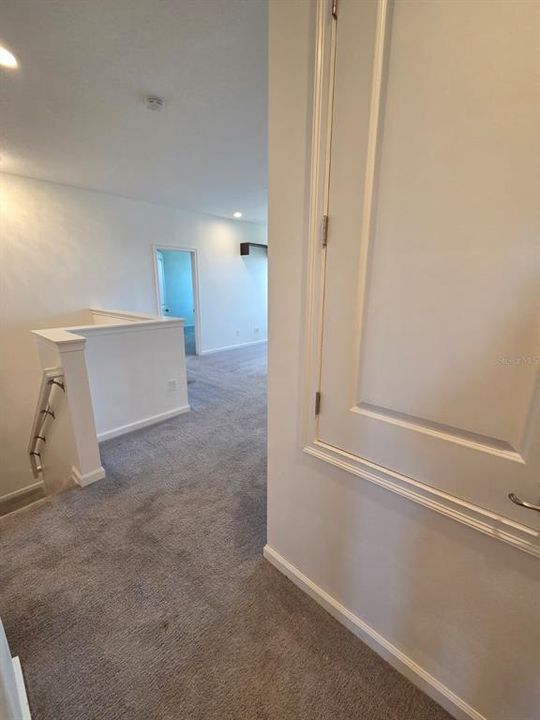 For Rent: $3,200 (5 beds, 3 baths, 3275 Square Feet)