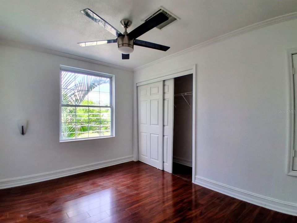 For Sale: $590,000 (5 beds, 3 baths, 2812 Square Feet)