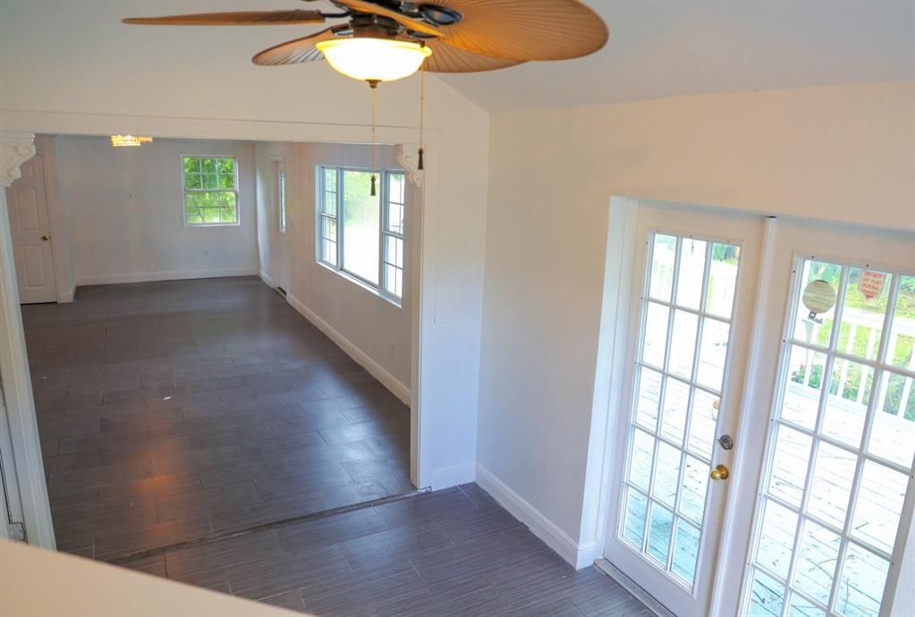 For Sale: $590,000 (5 beds, 3 baths, 2812 Square Feet)