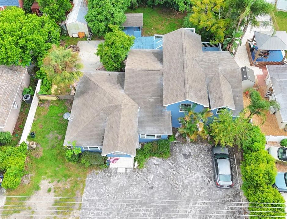For Sale: $590,000 (5 beds, 3 baths, 2812 Square Feet)