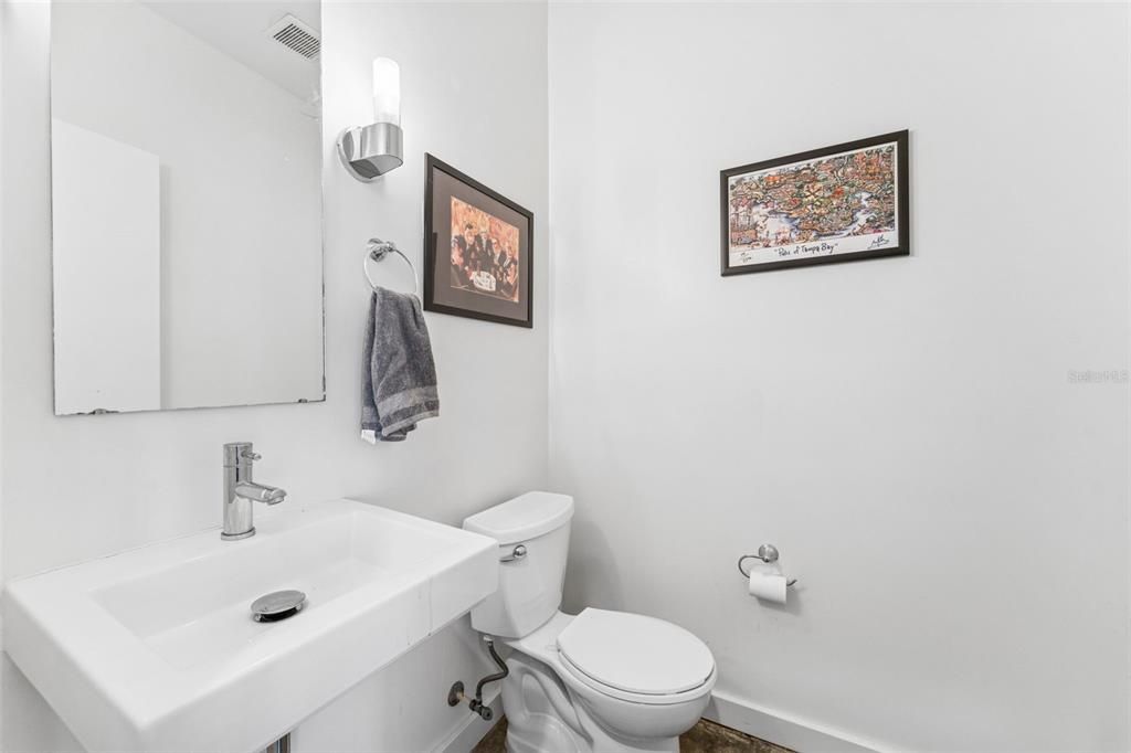 В аренду: $2,850 (2 спален, 2 ванн, 1259 Квадратных фут)