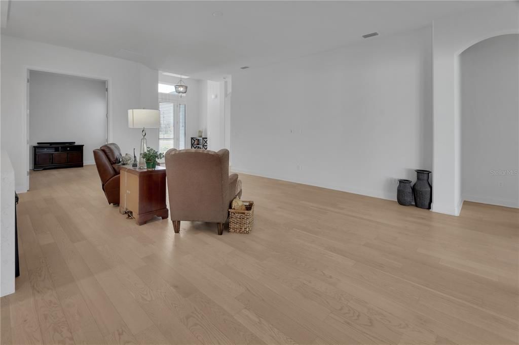 En Venta: $499,900 (3 camas, 2 baños, 1908 Pies cuadrados)