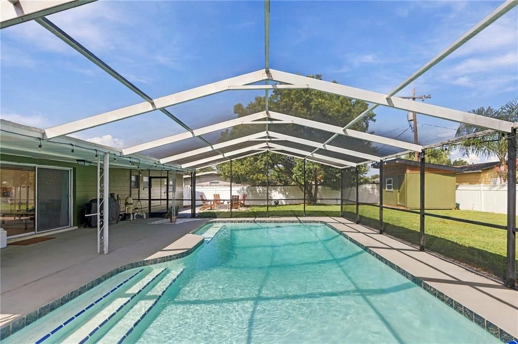 En Venta: $429,900 (3 camas, 2 baños, 1244 Pies cuadrados)