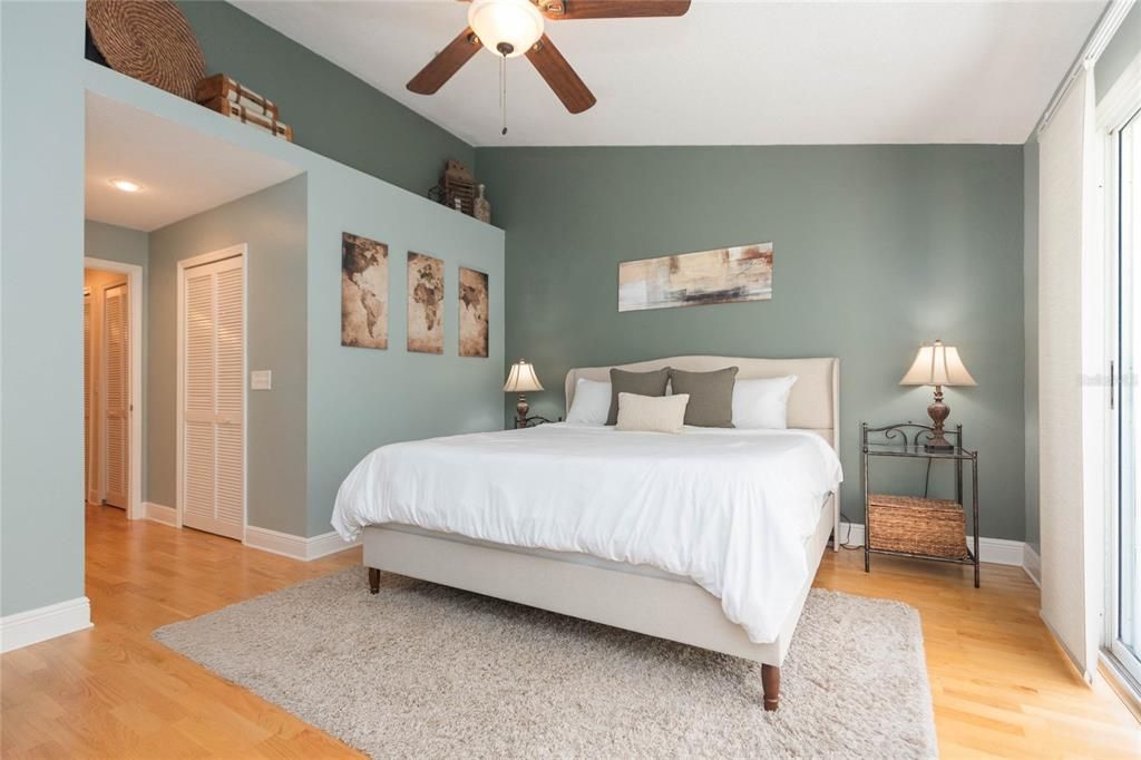 Active With Contract: $325,000 (3 beds, 2 baths, 1500 Square Feet)