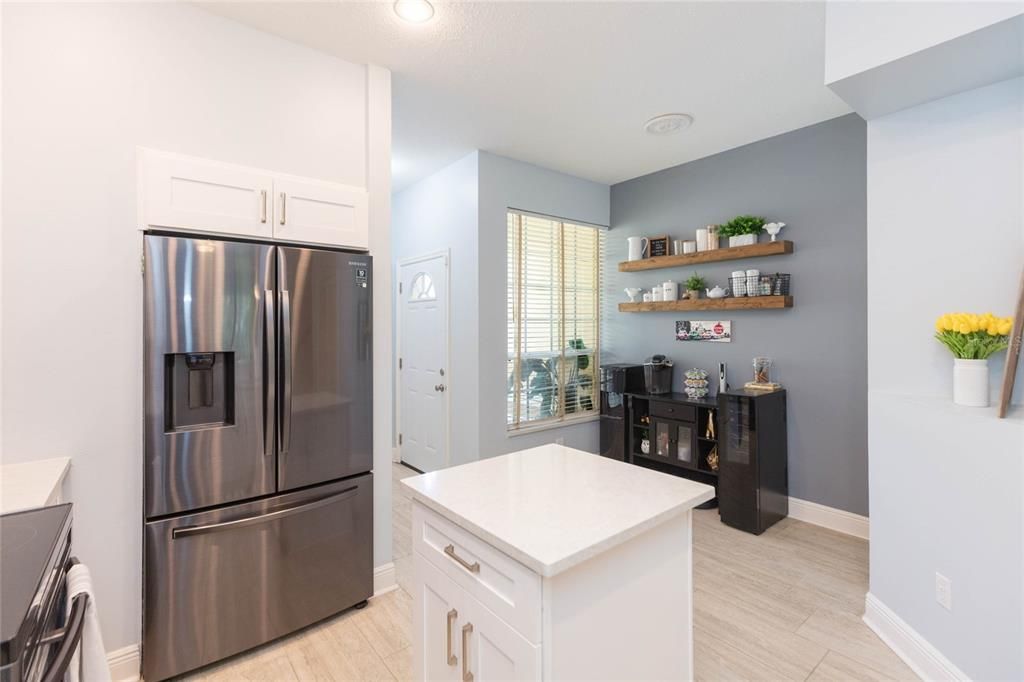 Active With Contract: $325,000 (3 beds, 2 baths, 1500 Square Feet)