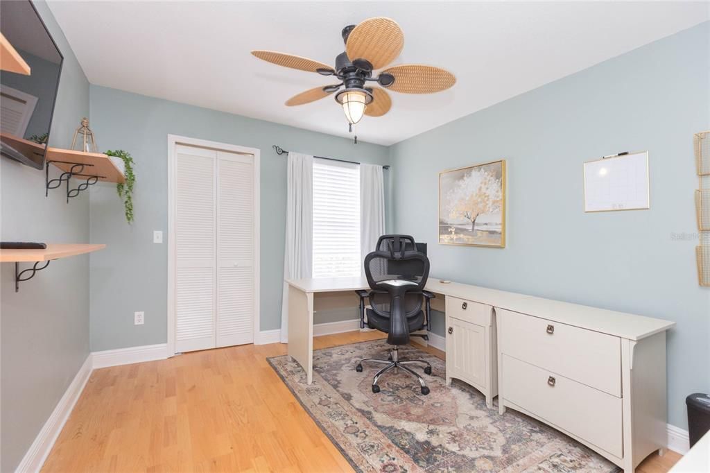 Active With Contract: $325,000 (3 beds, 2 baths, 1500 Square Feet)