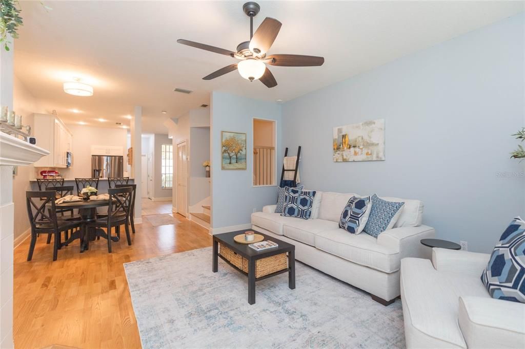 Active With Contract: $325,000 (3 beds, 2 baths, 1500 Square Feet)