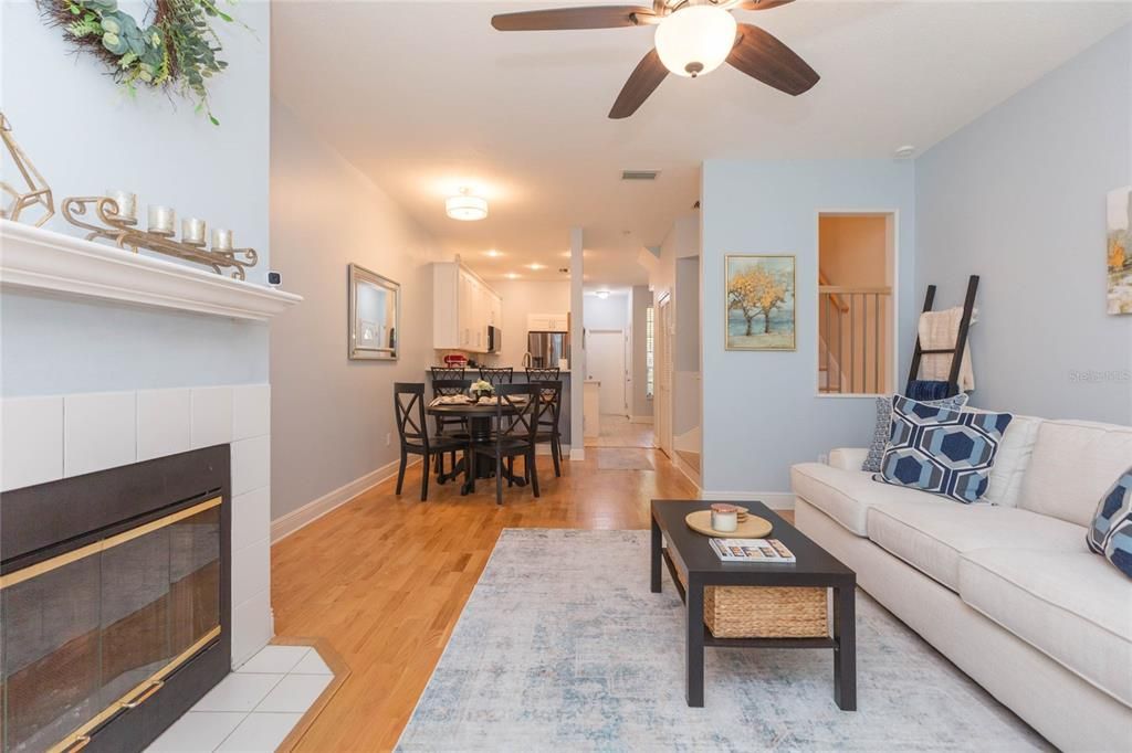 Active With Contract: $325,000 (3 beds, 2 baths, 1500 Square Feet)