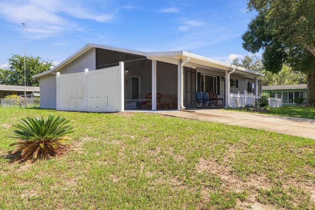 For Sale: $174,500 (2 beds, 2 baths, 1420 Square Feet)