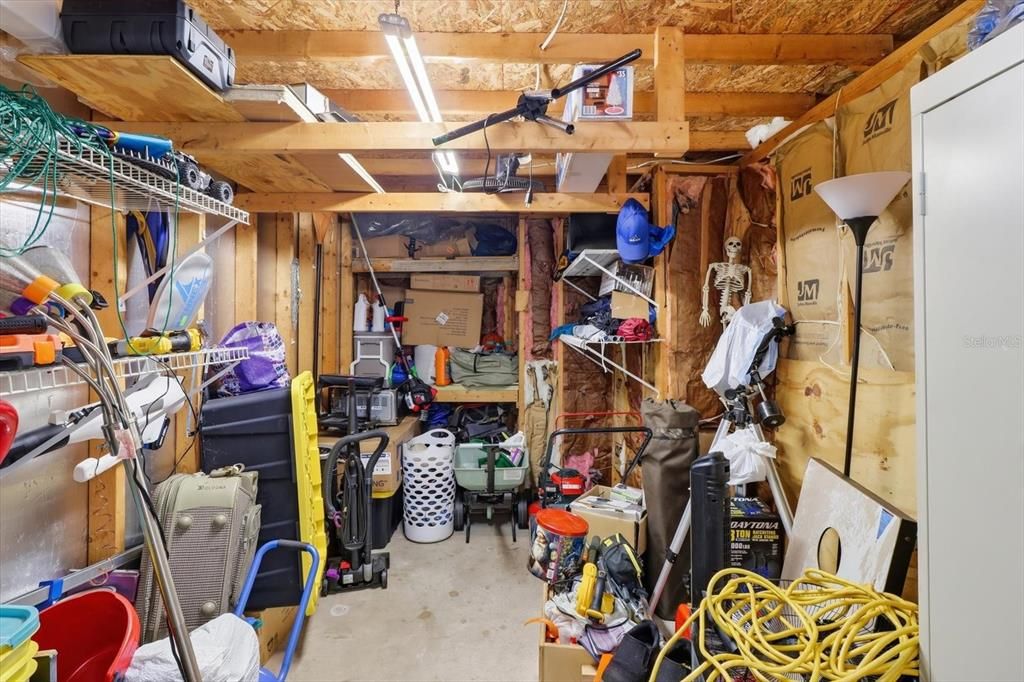 For Sale: $174,500 (2 beds, 2 baths, 1420 Square Feet)