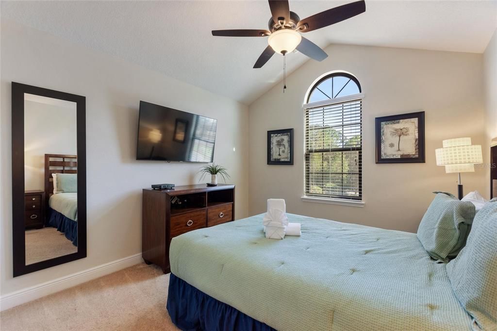 For Sale: $242,000 (3 beds, 2 baths, 1632 Square Feet)