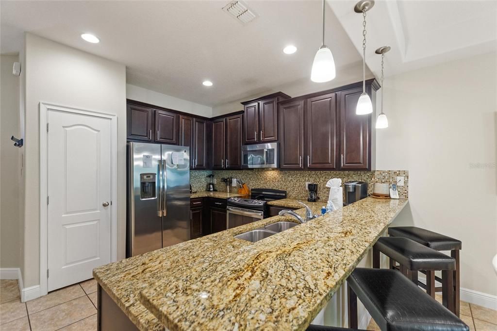 For Sale: $242,000 (3 beds, 2 baths, 1632 Square Feet)
