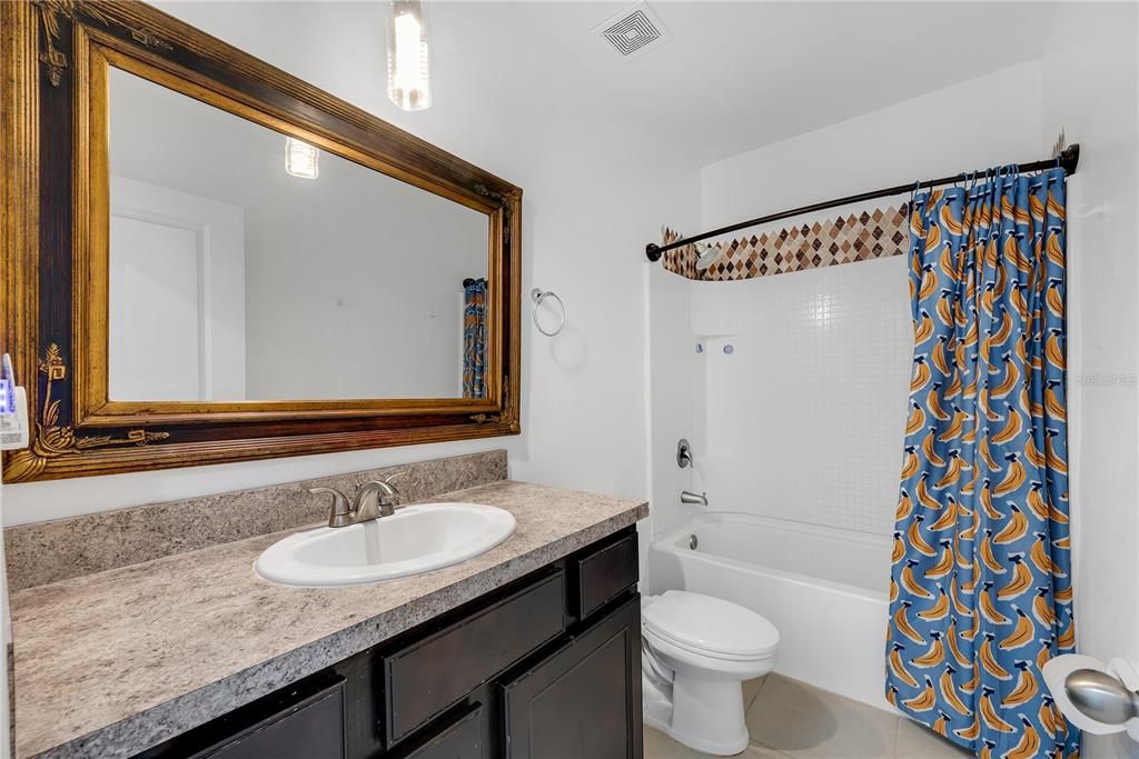 En Venta: $275,000 (3 camas, 2 baños, 1707 Pies cuadrados)
