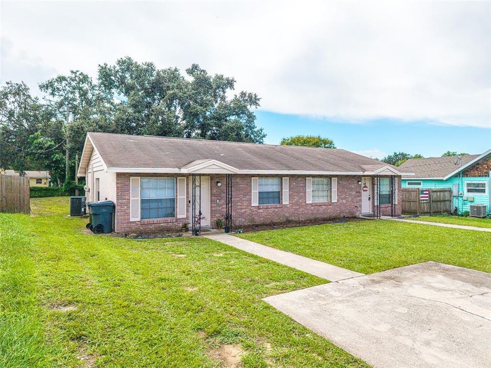 For Sale: $275,000 (4 beds, 2 baths, 1782 Square Feet)