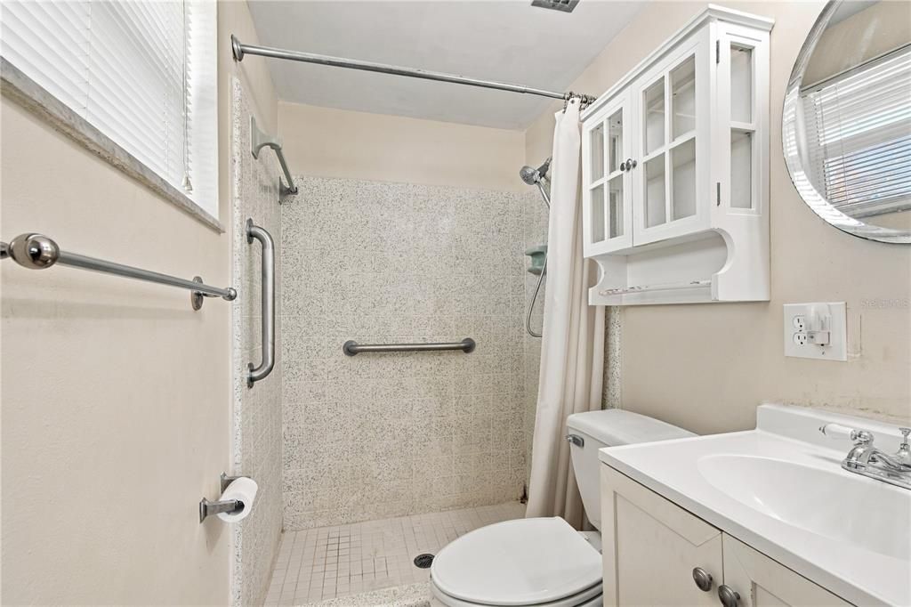 En Venta: $269,900 (2 camas, 2 baños, 1245 Pies cuadrados)