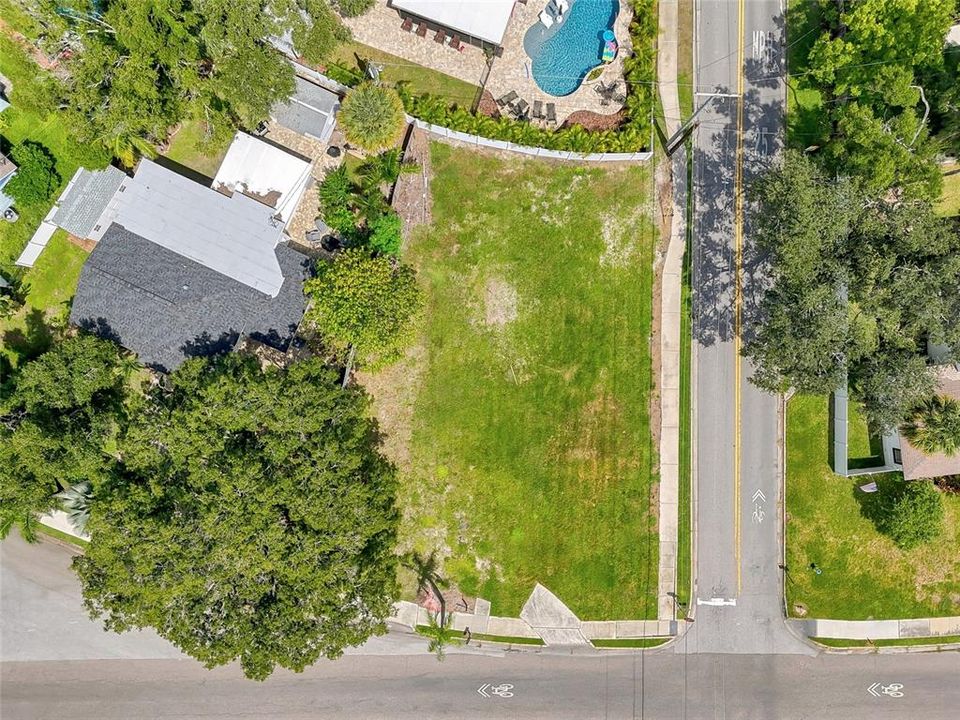 En Venta: $525,000 (0.20 acres)