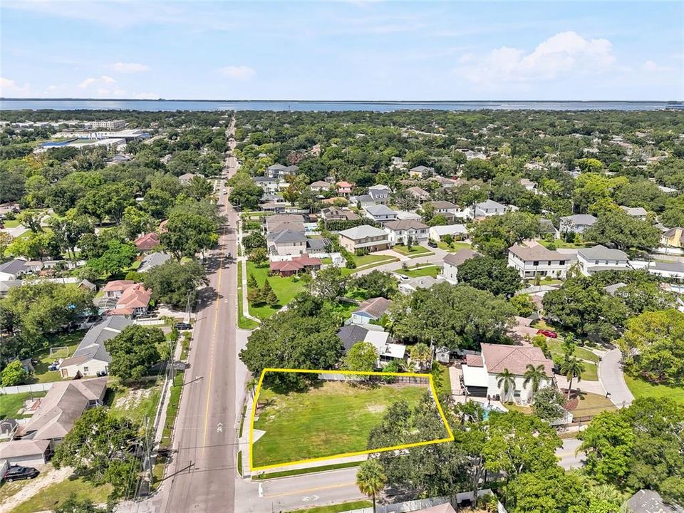 En Venta: $525,000 (0.20 acres)