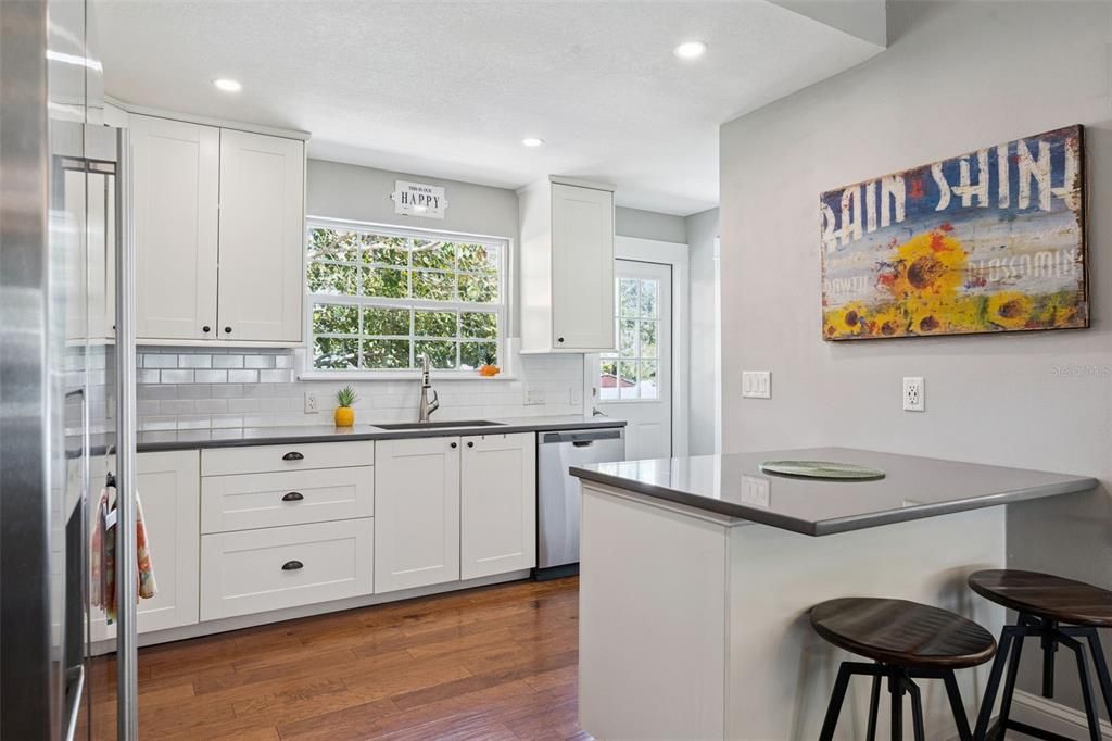 En Venta: $585,000 (2 camas, 2 baños, 1051 Pies cuadrados)