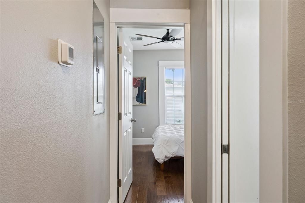 En Venta: $585,000 (2 camas, 2 baños, 1051 Pies cuadrados)
