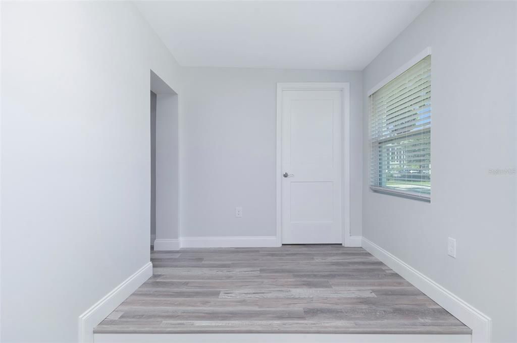 For Rent: $2,400 (4 beds, 2 baths, 1096 Square Feet)