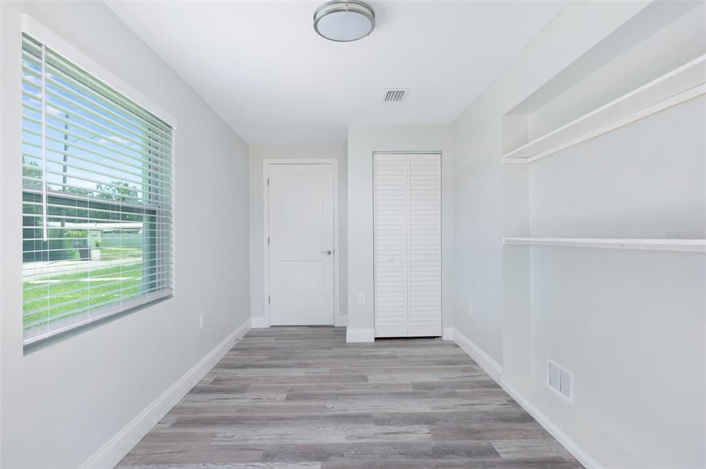 For Rent: $2,400 (4 beds, 2 baths, 1096 Square Feet)