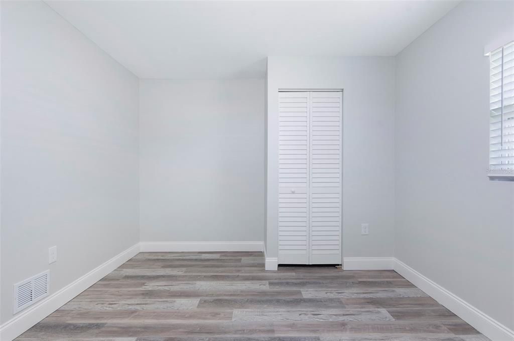For Rent: $2,400 (4 beds, 2 baths, 1096 Square Feet)