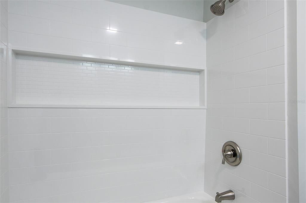 For Rent: $2,400 (4 beds, 2 baths, 1096 Square Feet)