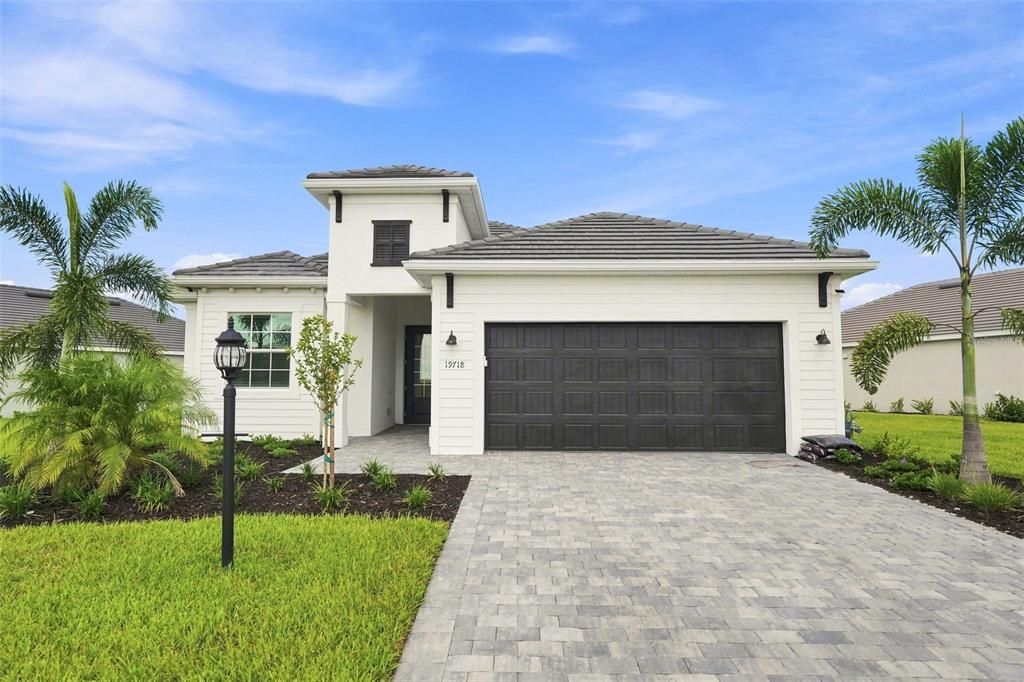 For Rent: $5,500 (4 beds, 2 baths, 2246 Square Feet)