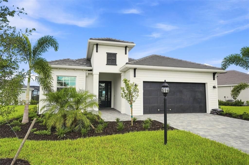 For Rent: $5,500 (4 beds, 2 baths, 2246 Square Feet)