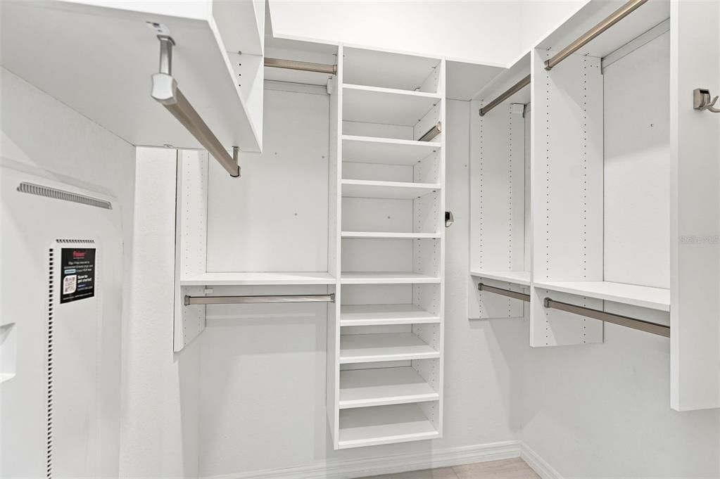 For Rent: $5,500 (4 beds, 2 baths, 2246 Square Feet)