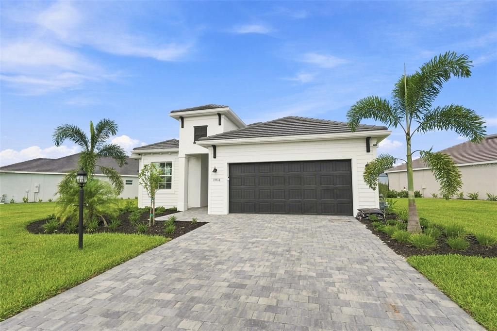 For Rent: $5,500 (4 beds, 2 baths, 2246 Square Feet)