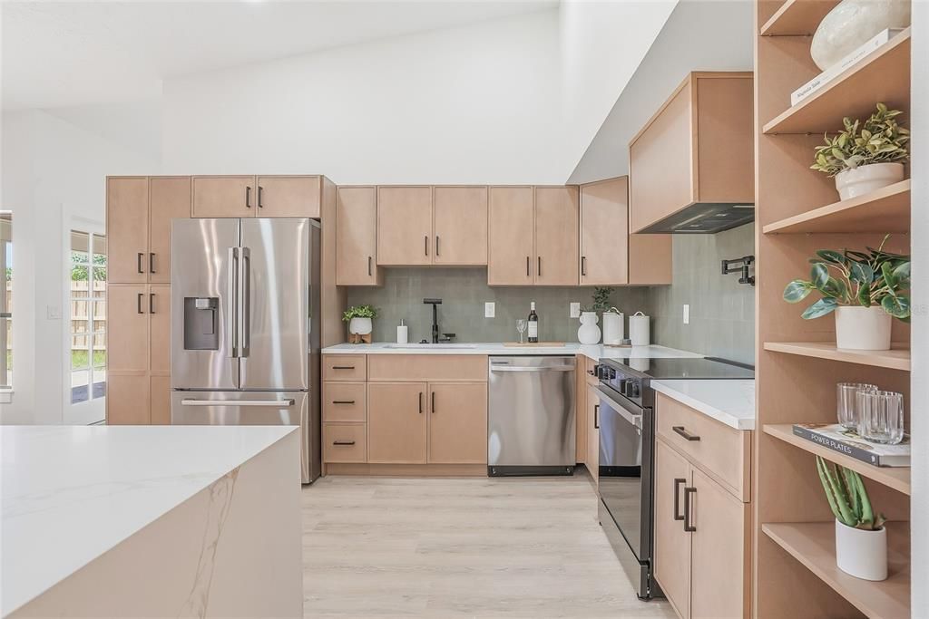 На продажу: $699,900 (4 спален, 2 ванн, 2296 Квадратных фут)