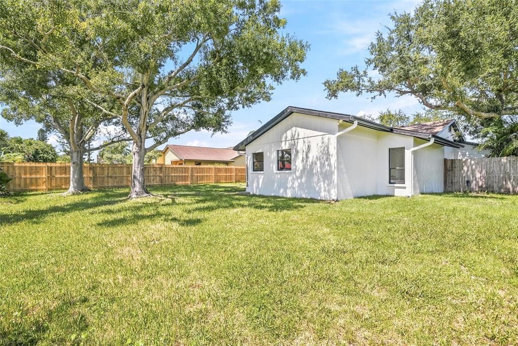 На продажу: $699,900 (4 спален, 2 ванн, 2296 Квадратных фут)