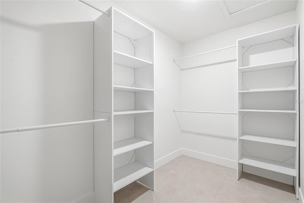 На продажу: $699,900 (4 спален, 2 ванн, 2296 Квадратных фут)
