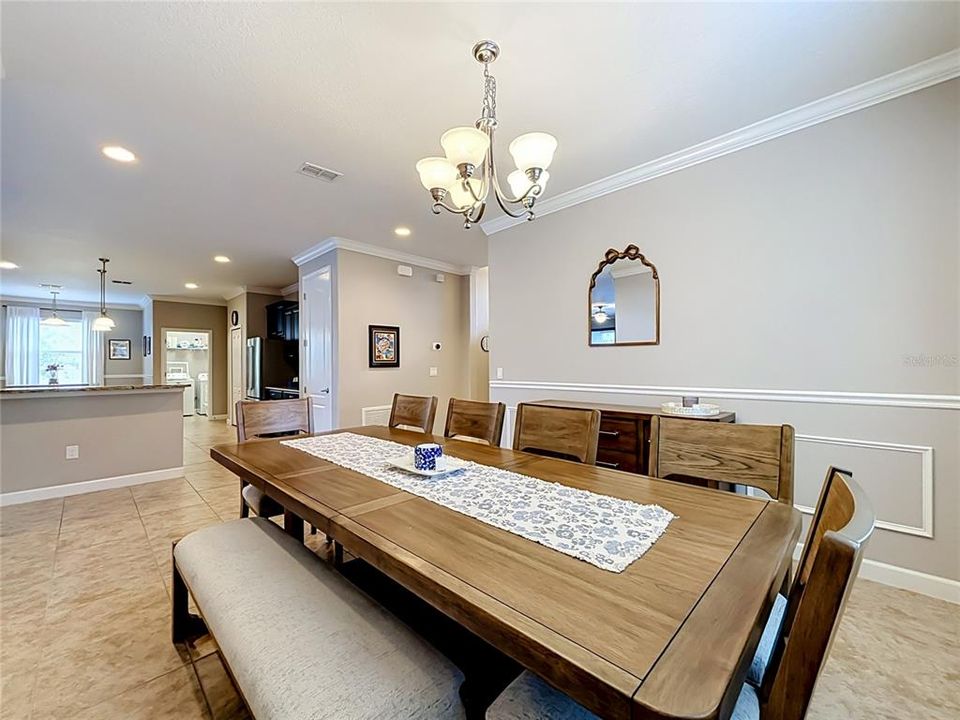 For Sale: $499,000 (4 beds, 3 baths, 2261 Square Feet)