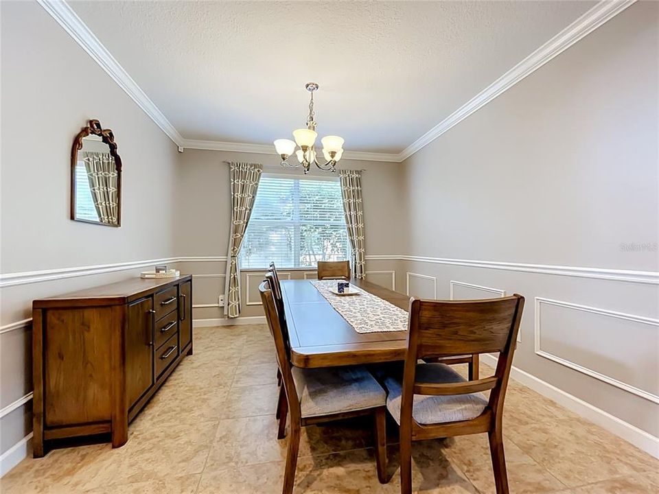 For Sale: $499,000 (4 beds, 3 baths, 2261 Square Feet)