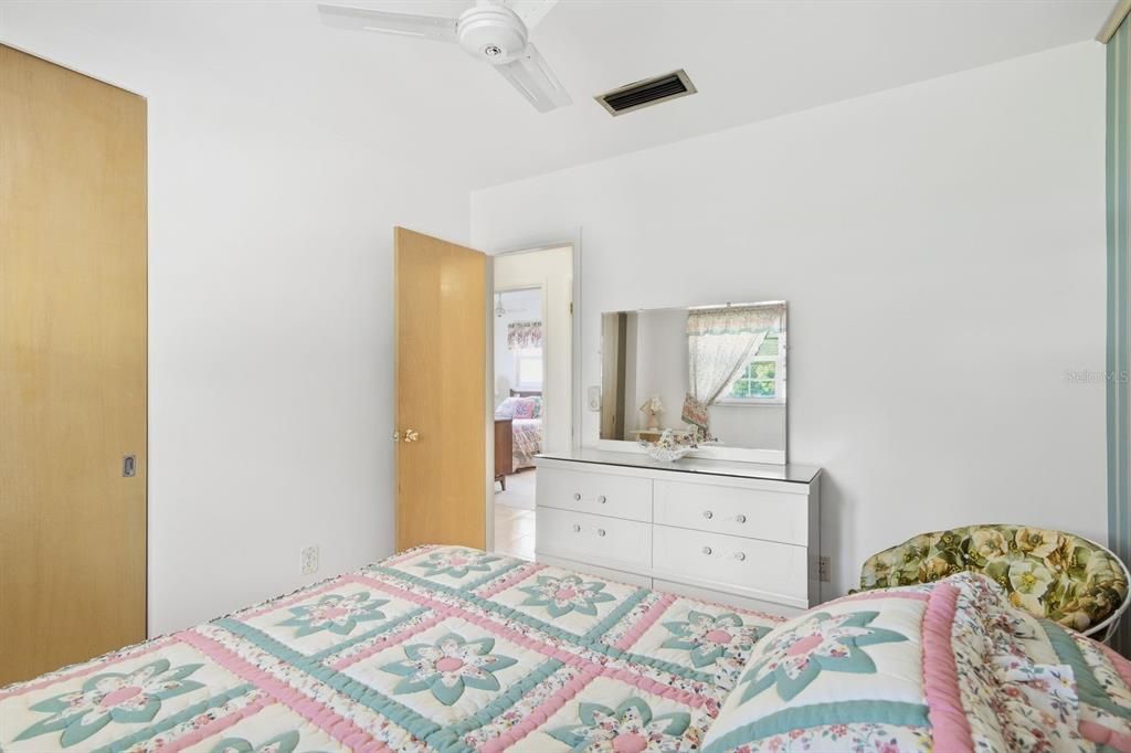 На продажу: $399,000 (3 спален, 2 ванн, 1492 Квадратных фут)