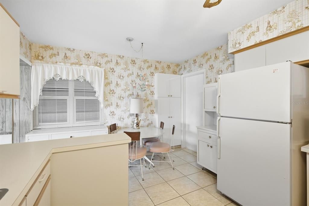 На продажу: $399,000 (3 спален, 2 ванн, 1492 Квадратных фут)
