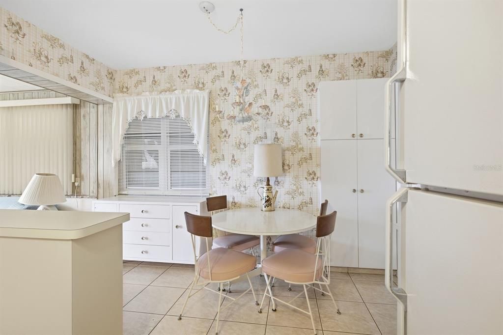 На продажу: $399,000 (3 спален, 2 ванн, 1492 Квадратных фут)