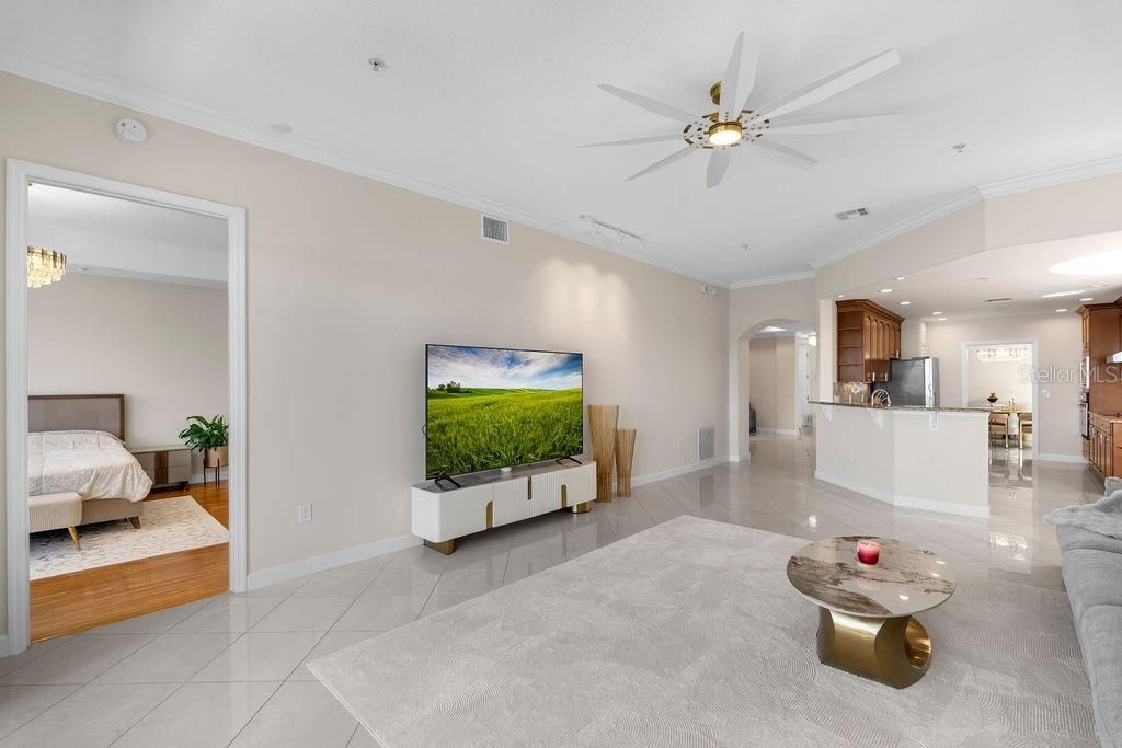 : $624,900 (3 camas, 2 baños, 2549 Pies cuadrados)