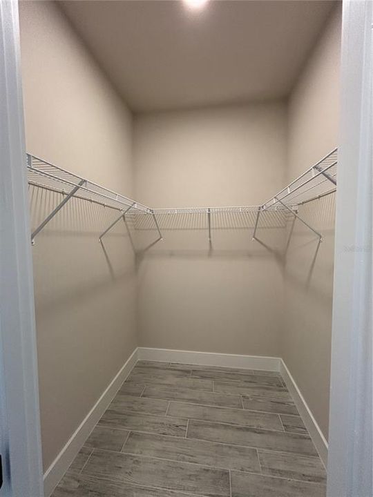 For Rent: $2,600 (4 beds, 2 baths, 1752 Square Feet)