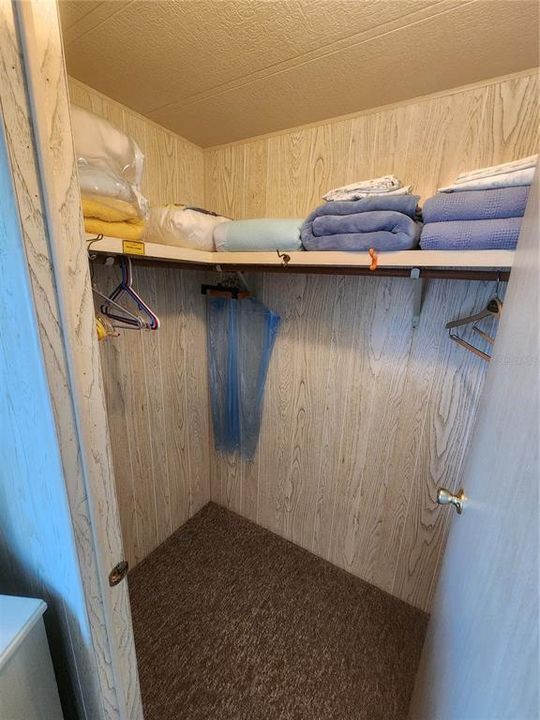 На продажу: $139,900 (2 спален, 2 ванн, 1302 Квадратных фут)