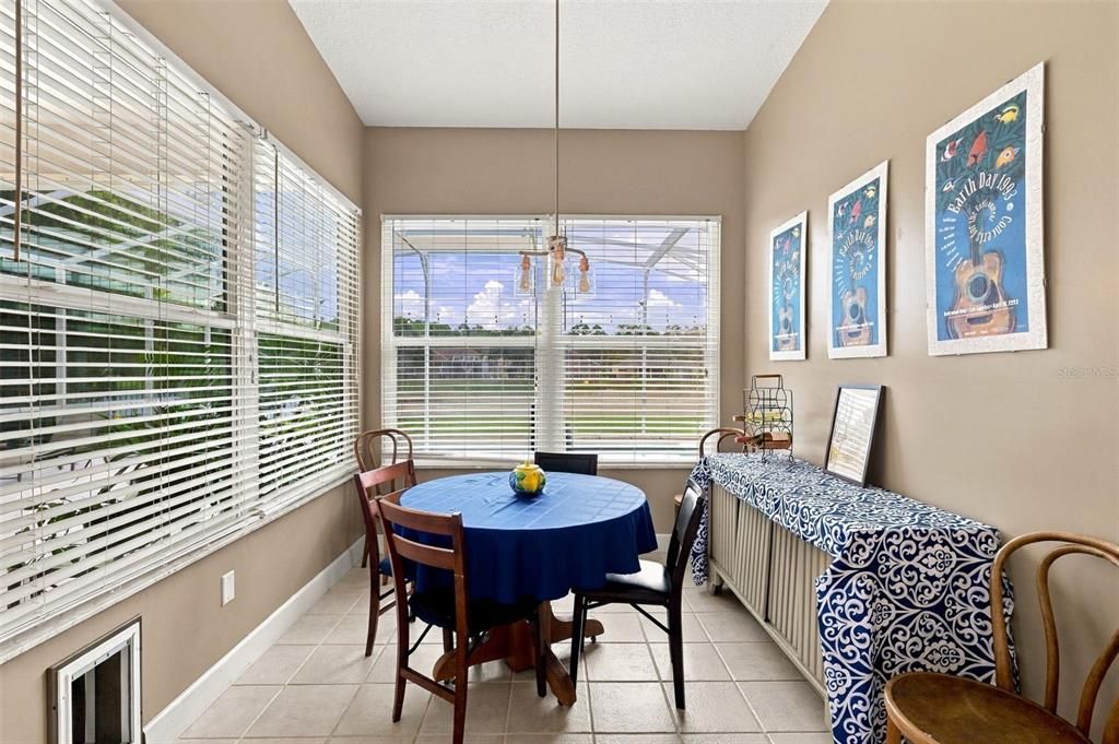 Active With Contract: $399,900 (3 beds, 2 baths, 1915 Square Feet)