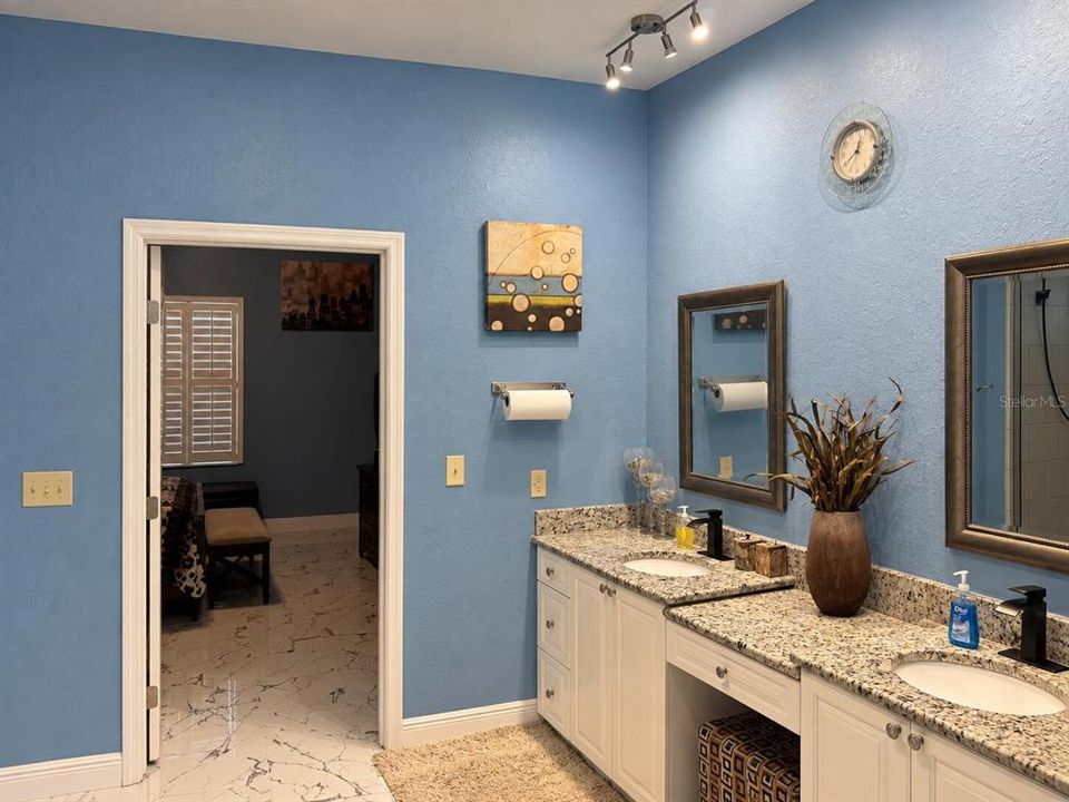 En Venta: $599,900 (3 camas, 2 baños, 1833 Pies cuadrados)