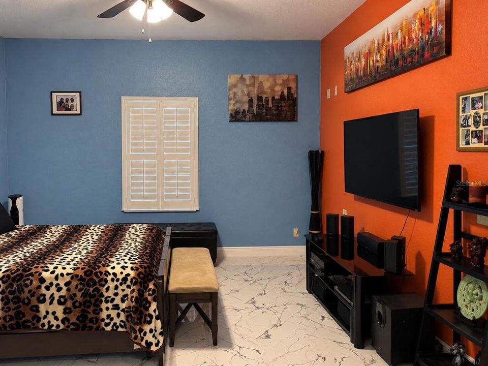 En Venta: $599,900 (3 camas, 2 baños, 1833 Pies cuadrados)