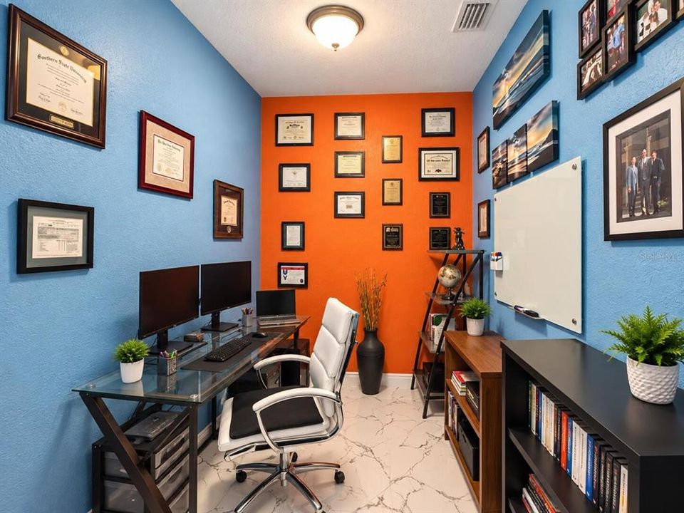 En Venta: $599,900 (3 camas, 2 baños, 1833 Pies cuadrados)