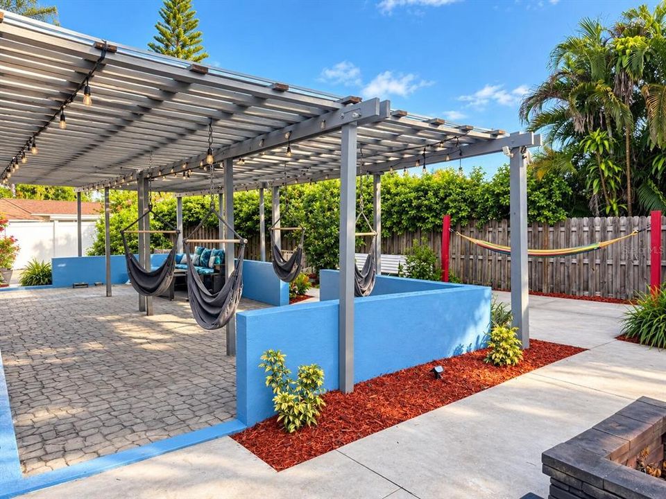 En Venta: $599,900 (3 camas, 2 baños, 1833 Pies cuadrados)
