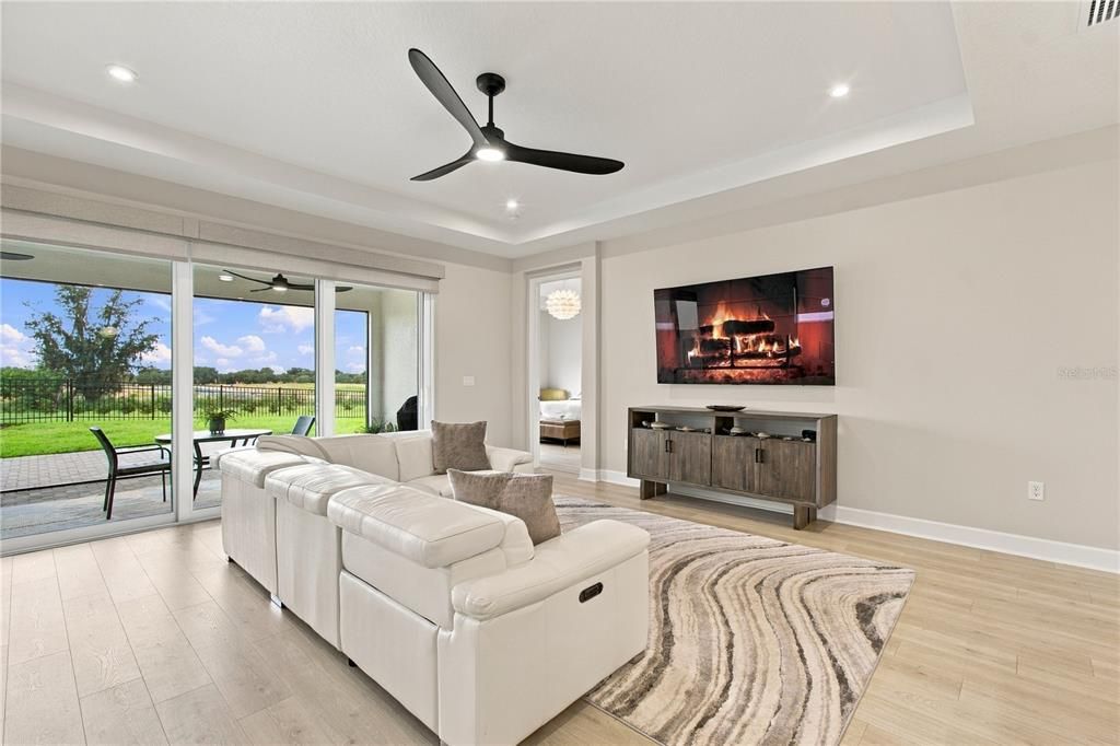 For Sale: $510,000 (2 beds, 2 baths, 1968 Square Feet)
