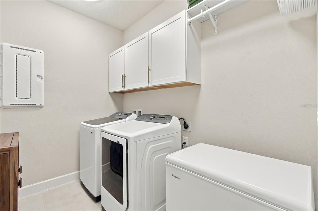 For Sale: $510,000 (2 beds, 2 baths, 1968 Square Feet)